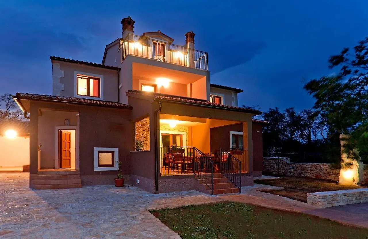 Holiday House Cukrici 0*,  Croácia