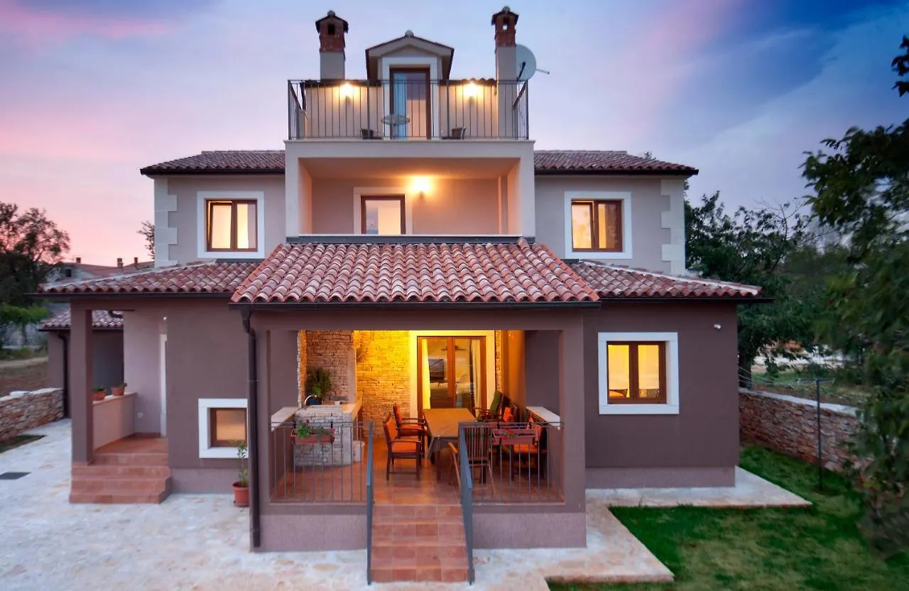 Holiday House Cukrici Casa de Férias